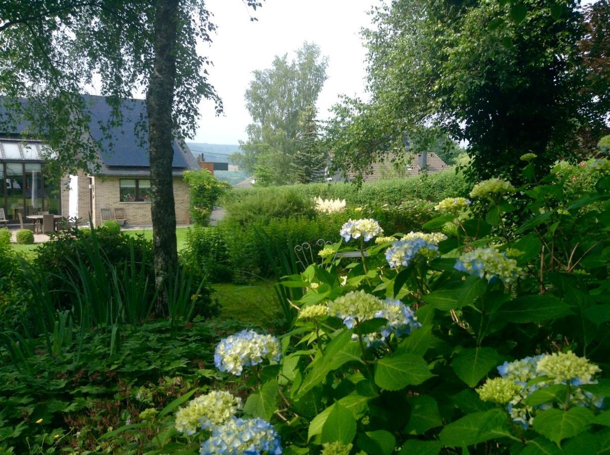 Bed and Breakfast "Un Matin Au Jardin" Francorchamps Exterior foto